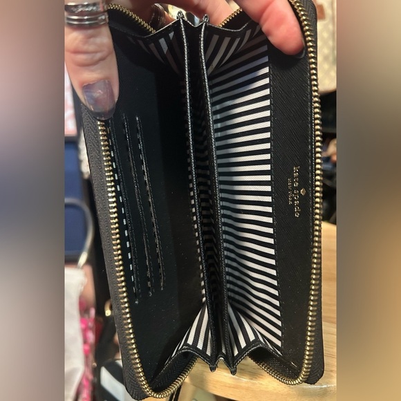 Kate Spade NY Schuyler Lg Continental Zip Wallet MINT CONDITION!​​​ - Picture 7 of 9